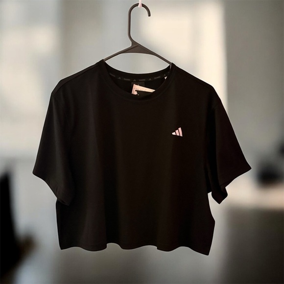 Adidas Shirt Womens XL Black Training Cropped Tee Top Athletic Workout - Picture 1 of 3
